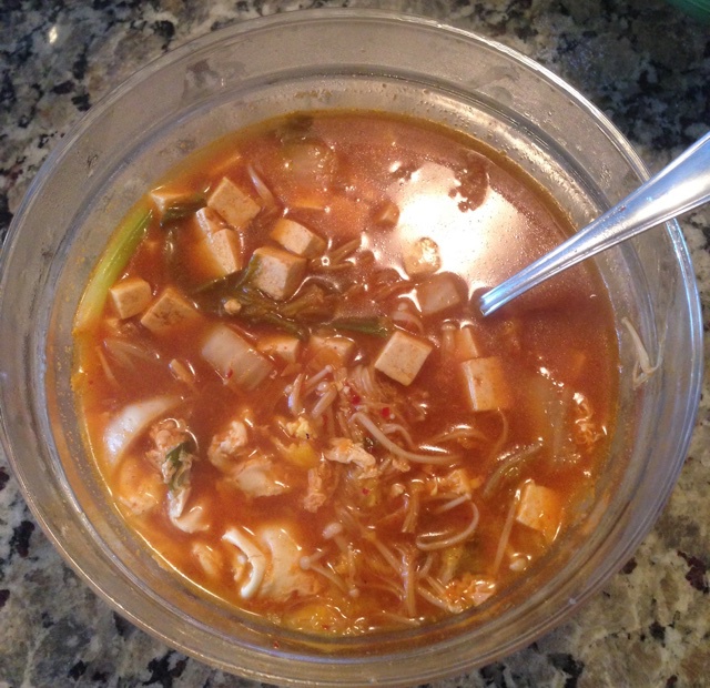 韩式泡菜豆腐煲