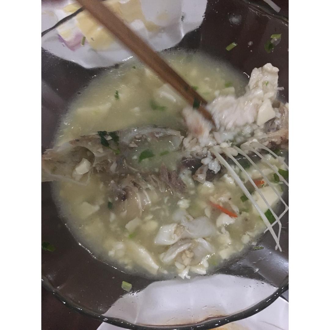 流传已久的太白鱼头汤