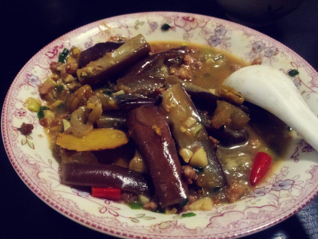 厨师长教你：“少油型鱼香茄子”的做法快收藏了