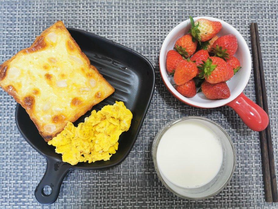 美式炒蛋 scrambled eggs