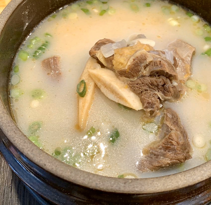 韩式牛骨汤，简单粗暴的滋补靓汤