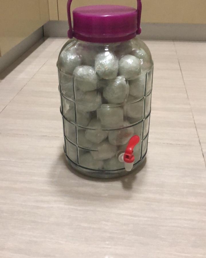 100%出油，原来流油的咸鸭蛋是这样做的——自制咸鸭蛋（多动图，孔瑶的食谱）