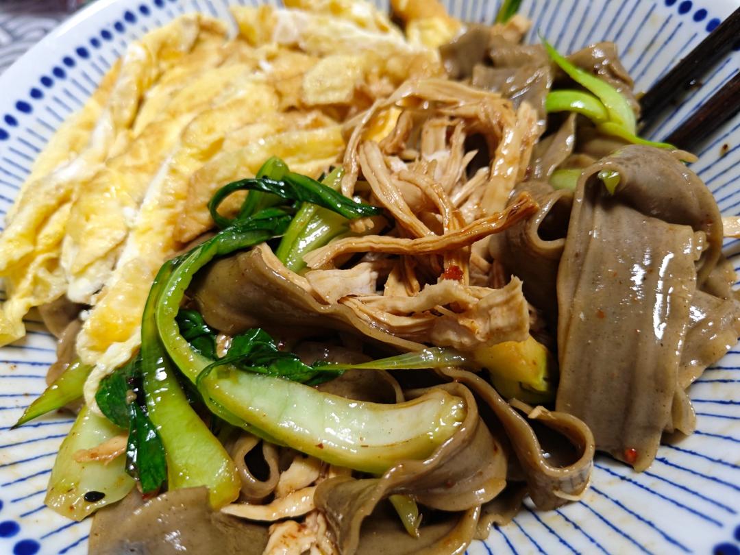 🥒鸡丝凉面