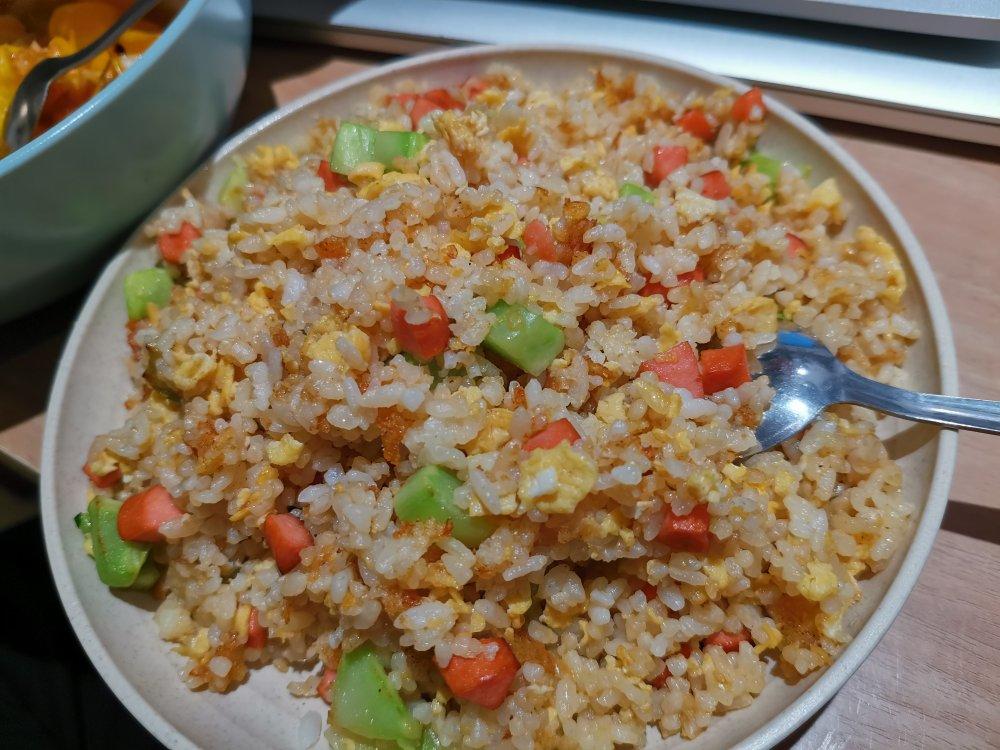不正宗的扬州炒饭（家常版）