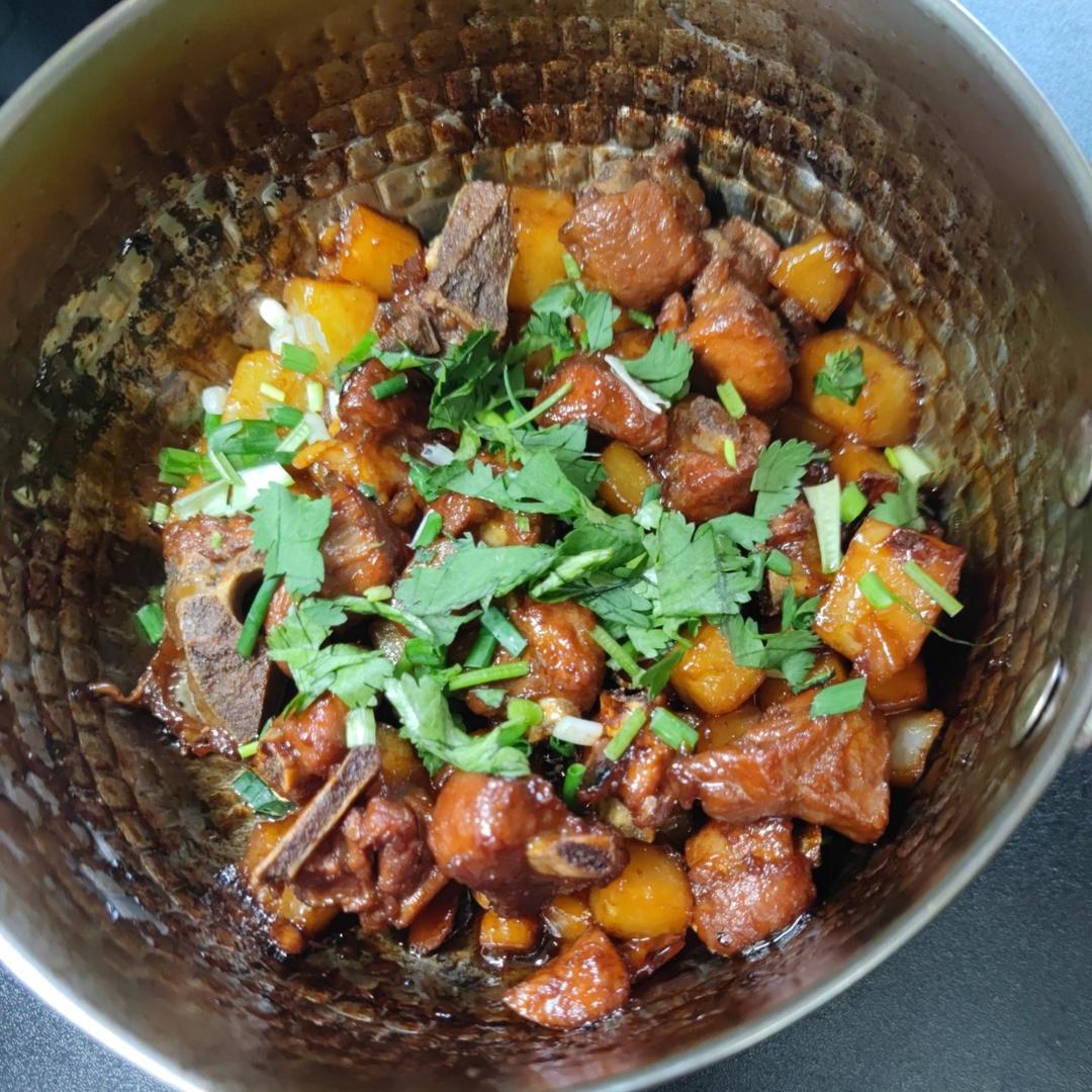 土豆炖排骨