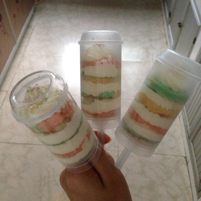 彩虹推推乐蛋糕PUSH CAKE