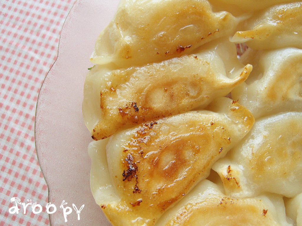 电饭锅煎饺/锅贴