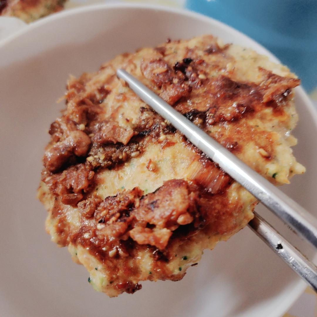 减肥餐低脂鸡胸肉饼