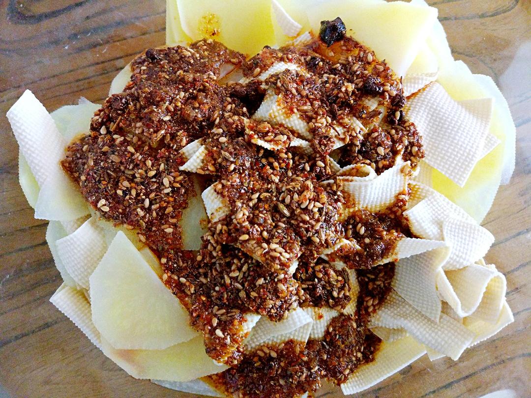 兰州风味麻辣土豆片（又名：通渭路土豆片、马三洋芋片）