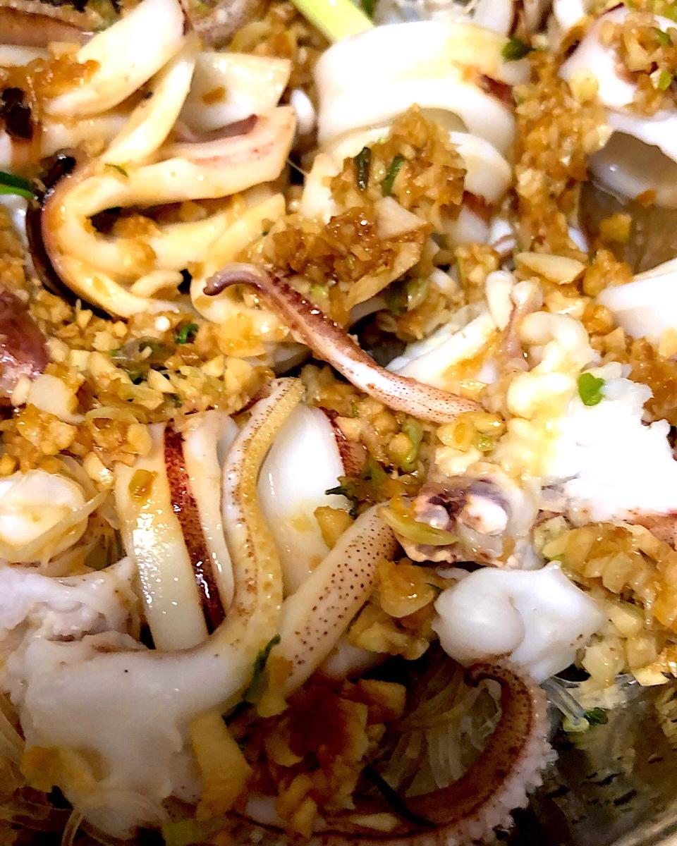 蒜蓉粉丝蒸鱿鱼🦑