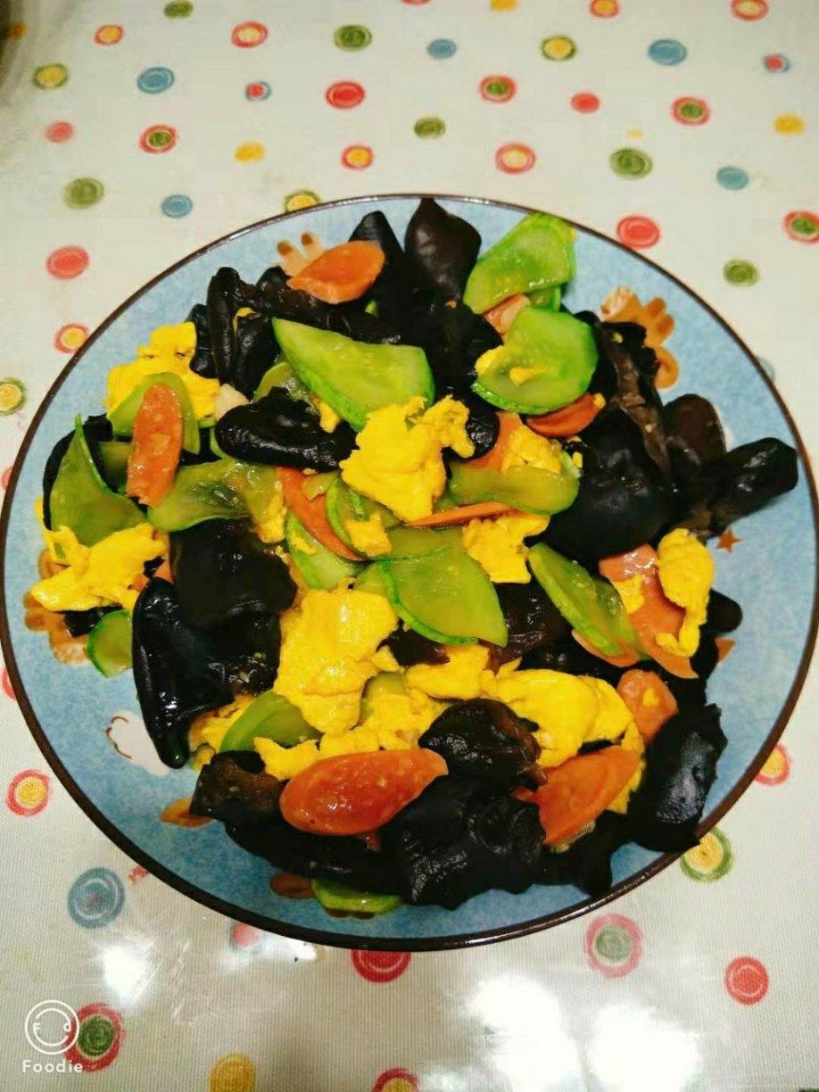 木耳炒鸡蛋