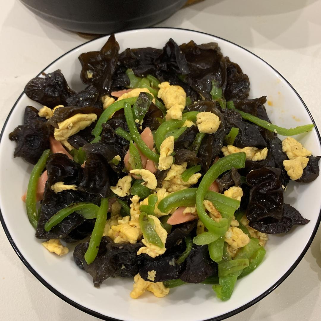 木耳炒鸡蛋