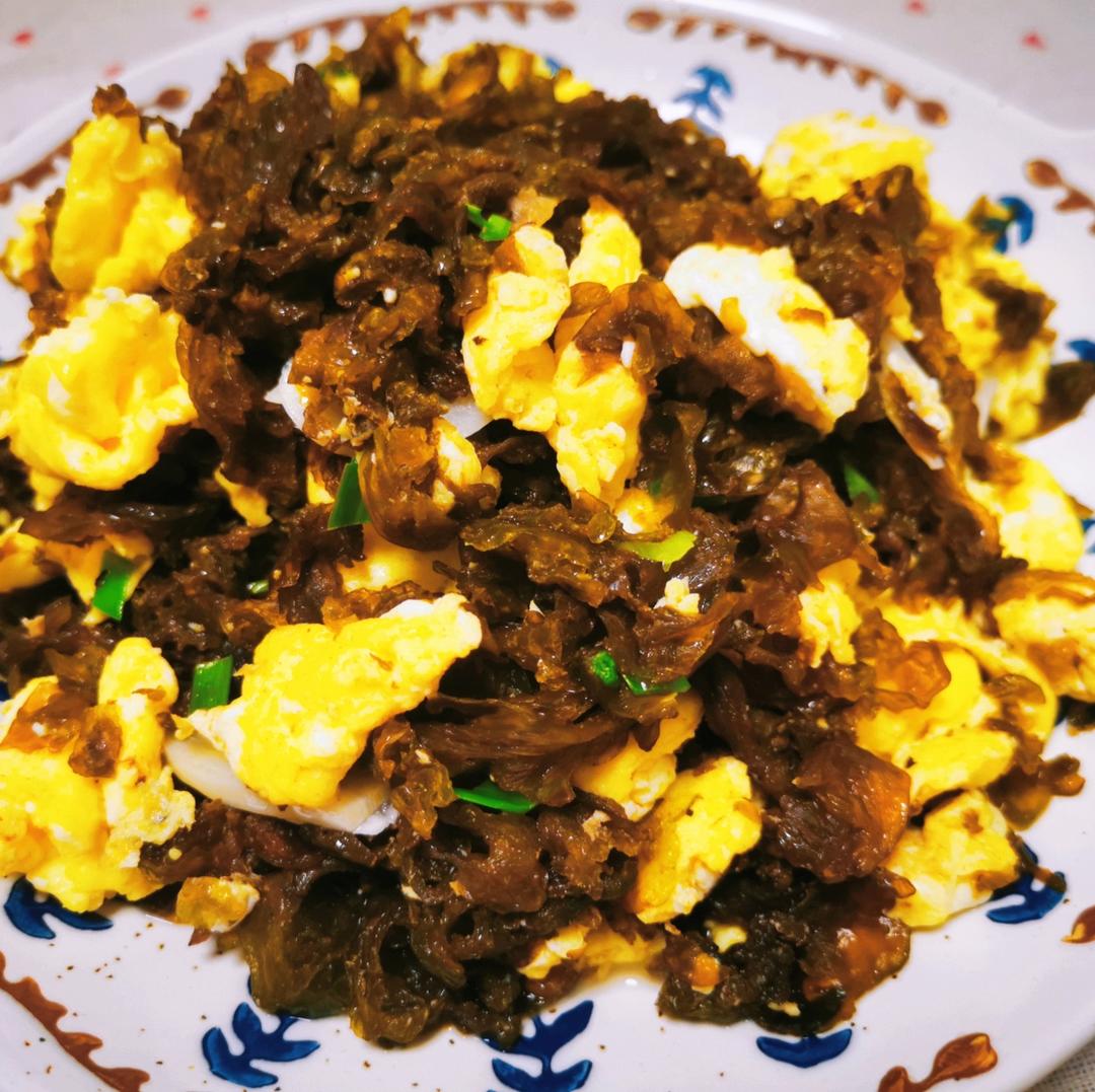 地皮菜炒鸡蛋
