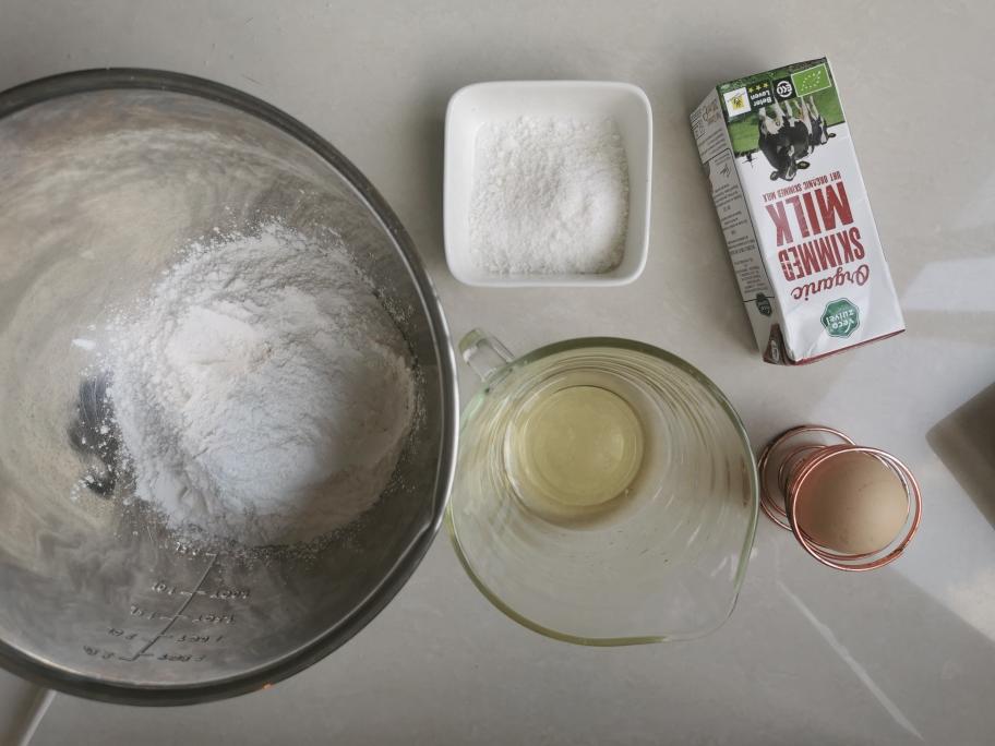 纯奶手撕吐司的做法 步骤1