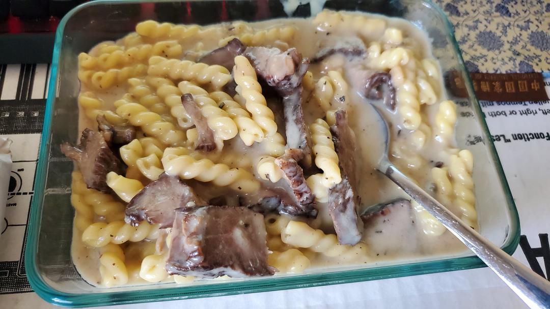 黑椒牛肉炒意大利面