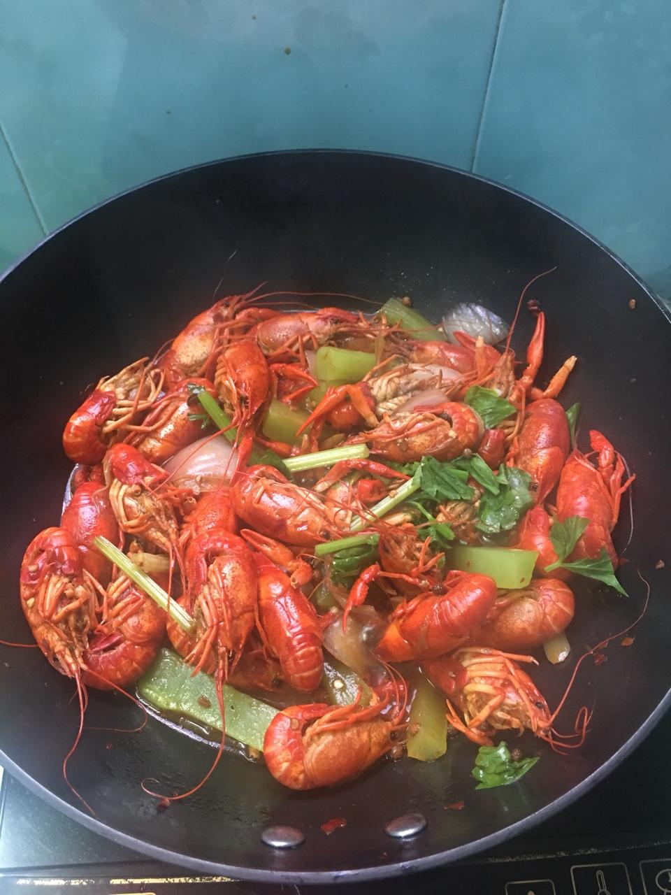 麻辣小龙虾