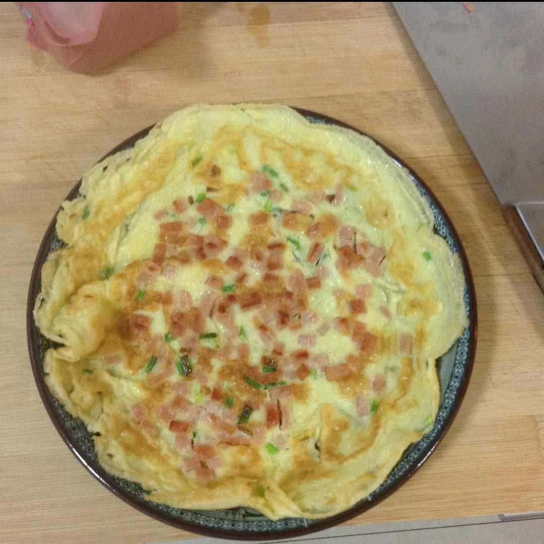 火腿肠葱花鸡蛋饼