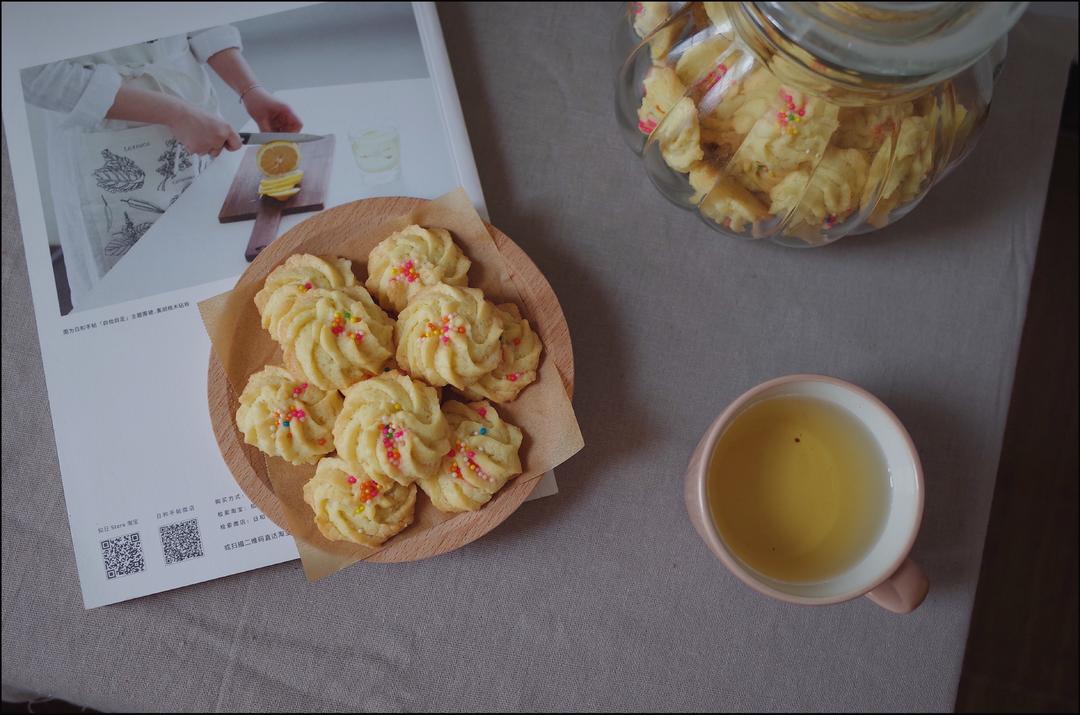 彩糖香草曲奇的做法