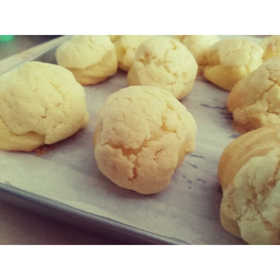 酥皮奶油泡芙--#皮黑森林#