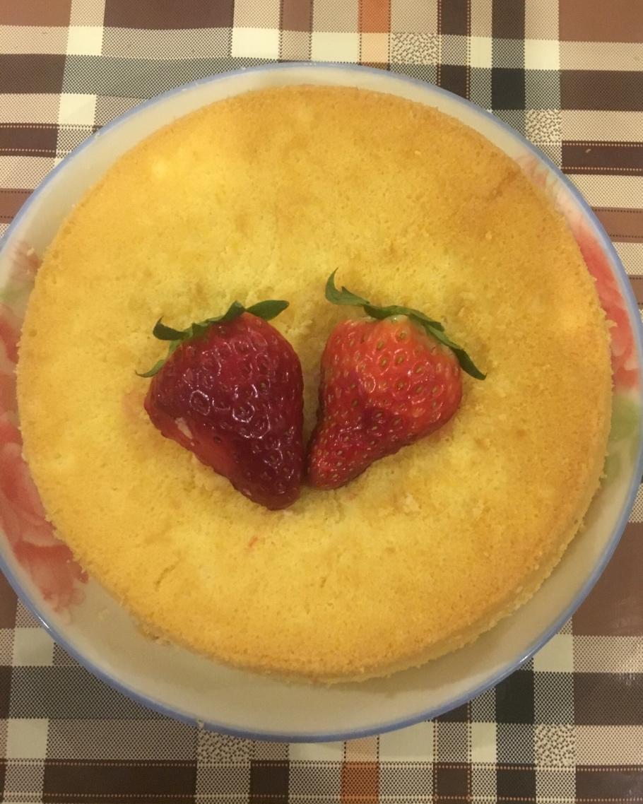 超简单完美戚风蛋糕（6寸2蛋）附打发、翻拌、脱模视频