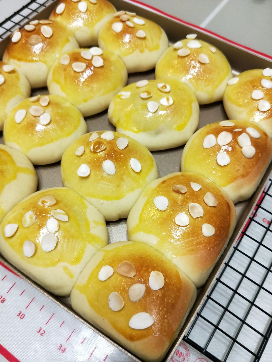 淡奶油软面包