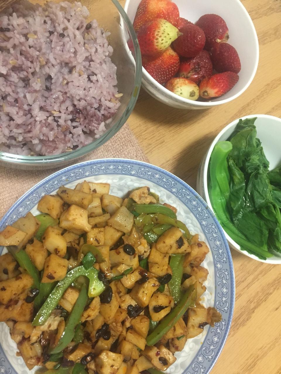 酸辣藕丁