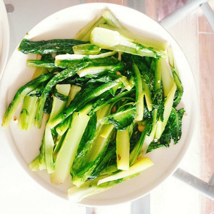 豚豚apple爽做的炒凤尾