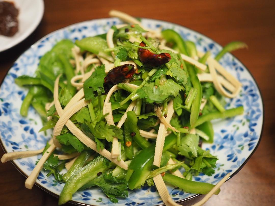 凉拌豆腐皮