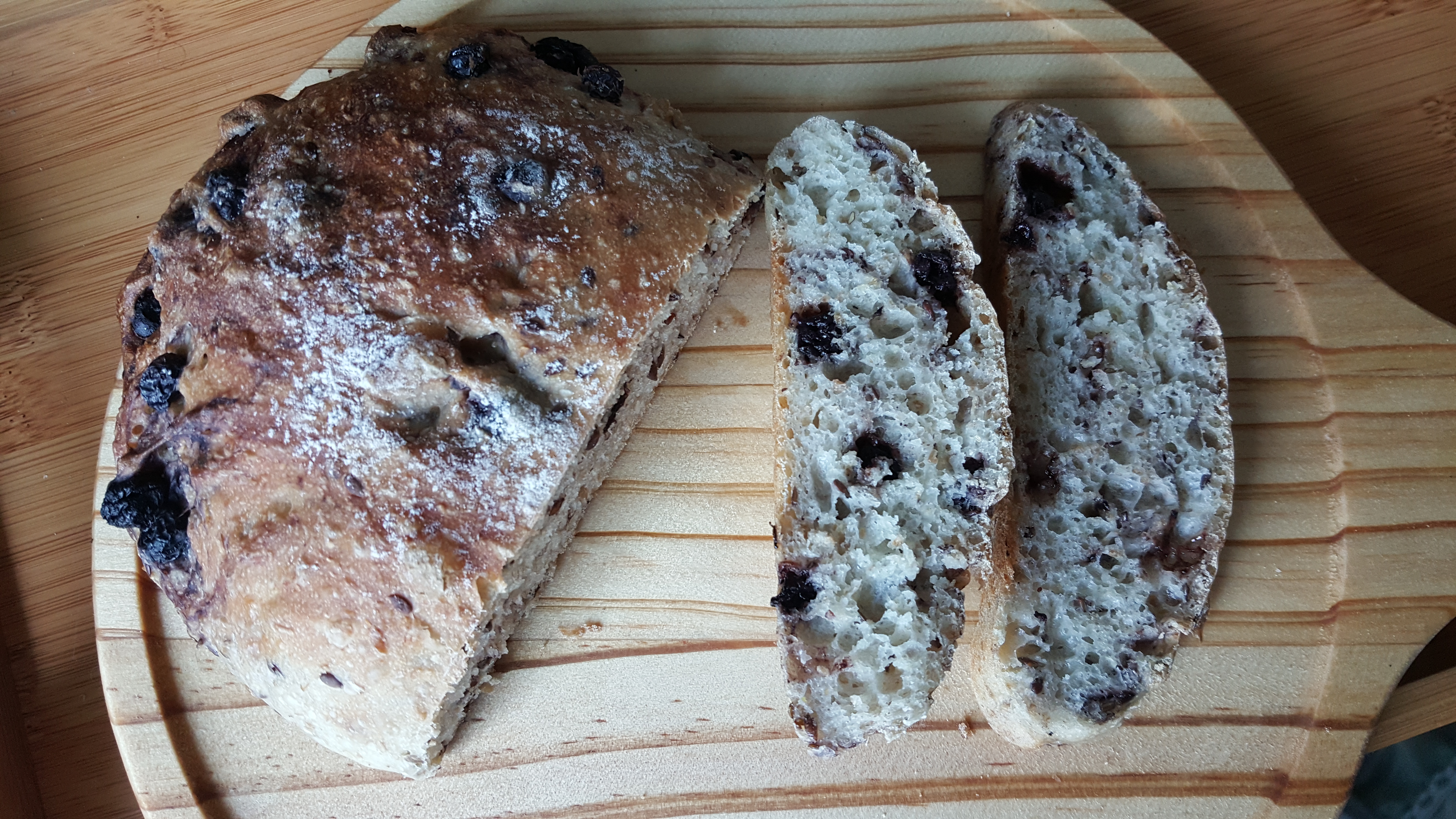 免揉欧式面包 （1） - 全麦坚果蓝莓面包
