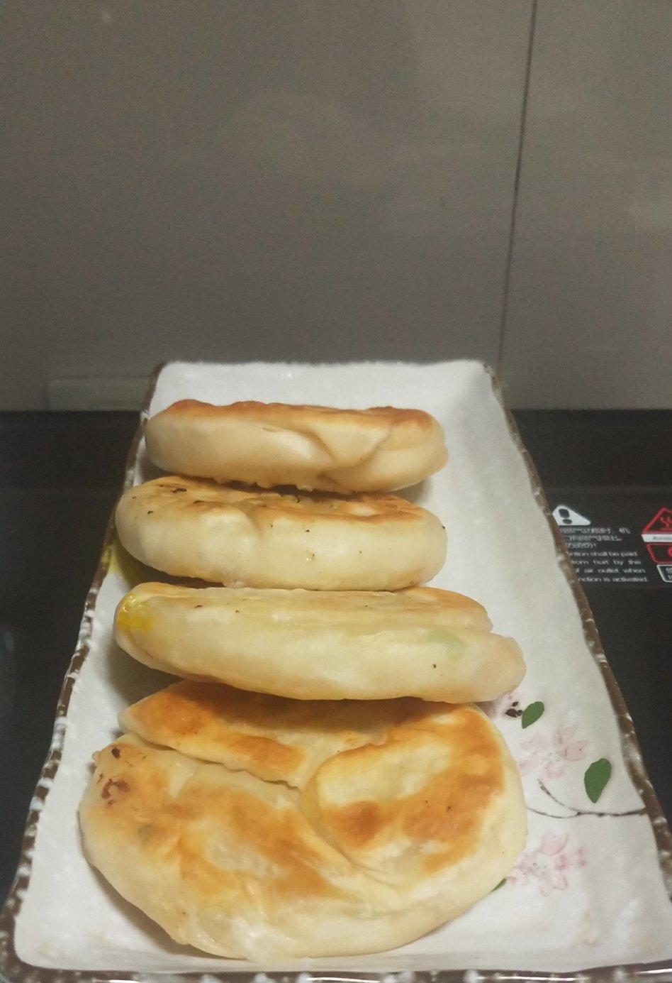 脆香的白萝卜素馅饼