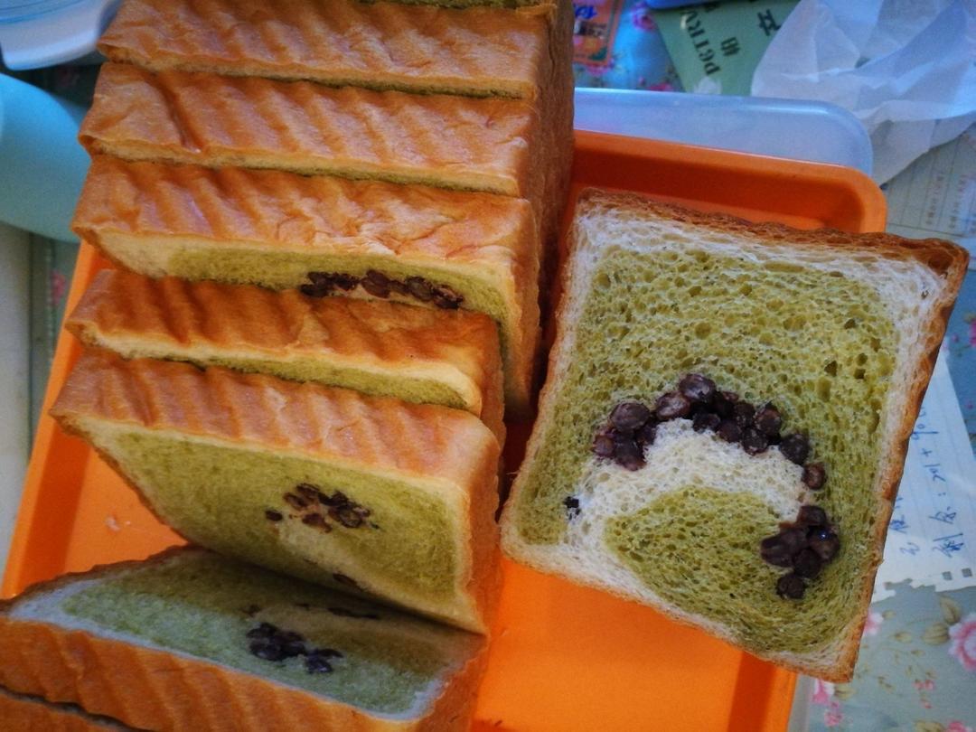 抹茶蜜豆吐司