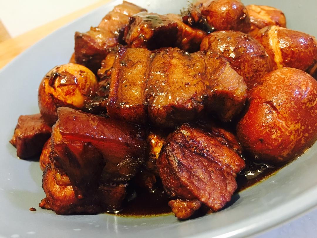 其实也不是很难的红烧肉烧蛋