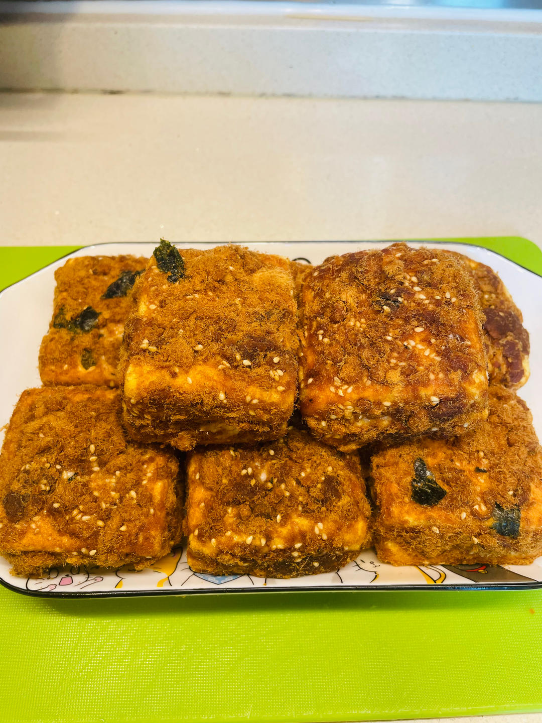 美味海苔肉松小贝