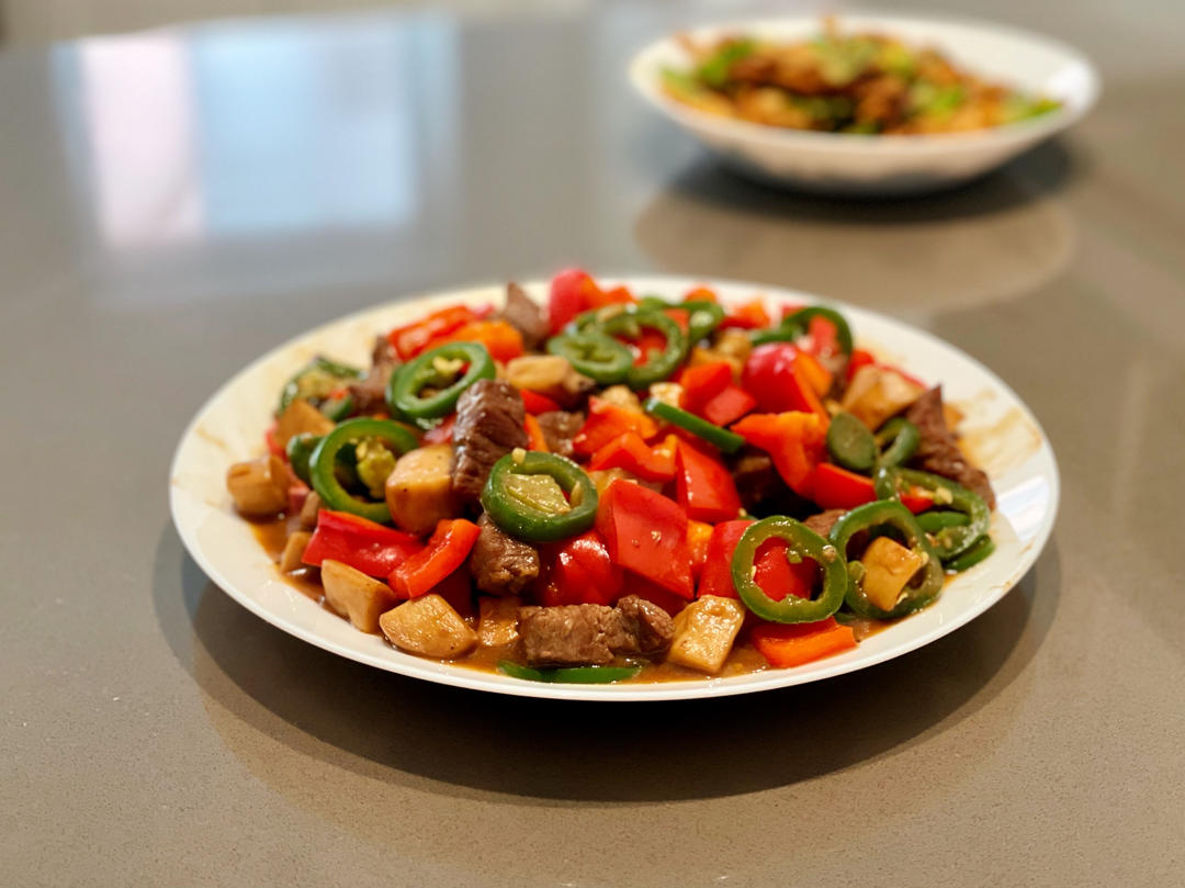 家常菜~杏鲍菇烧牛肉粒