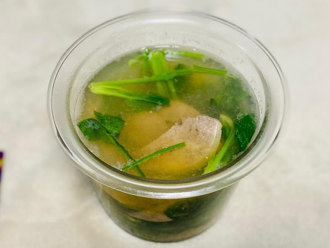 菠菜猪肝汤的做法