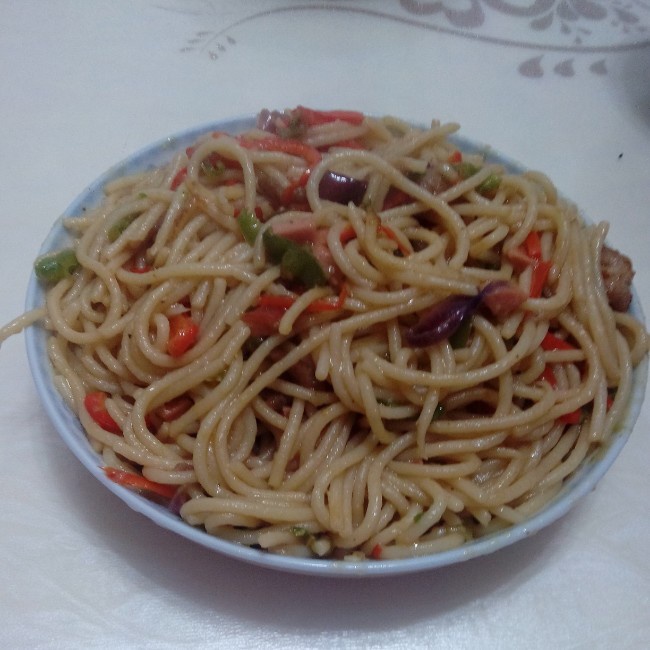 黑椒牛柳炒意面