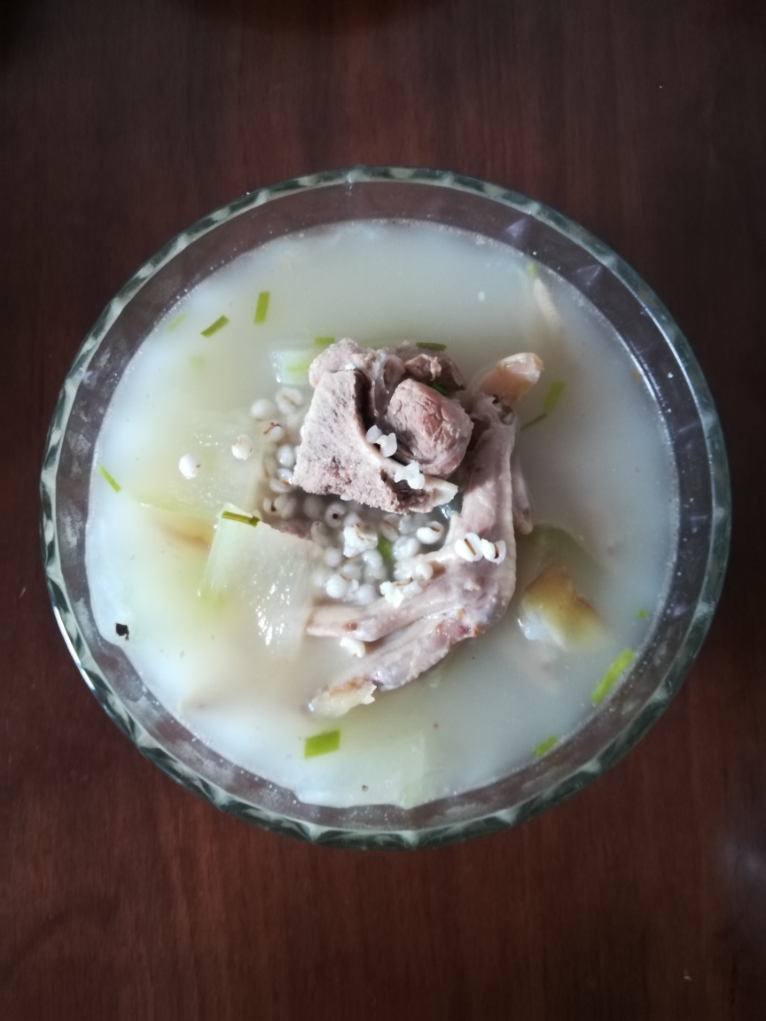 鸭脚（鸭翅）薏米冬瓜烫的做法