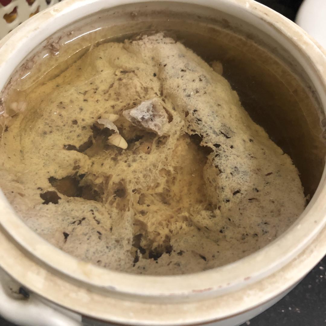 青榄炖瘦肉汤