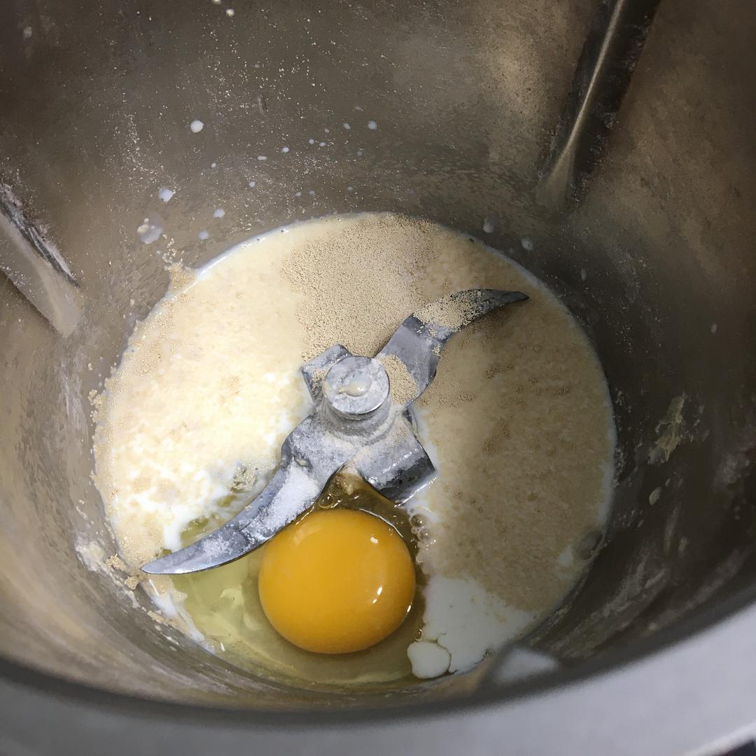 纯奶手撕吐司的做法 步骤1