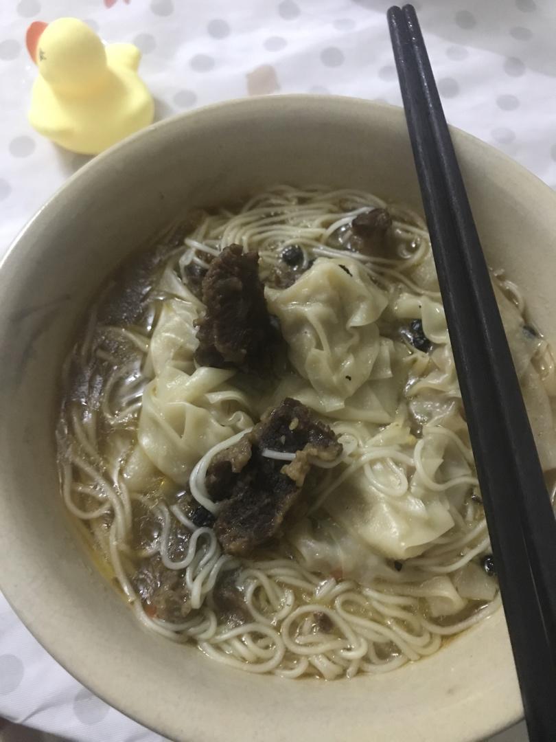一人份红烧牛腩面