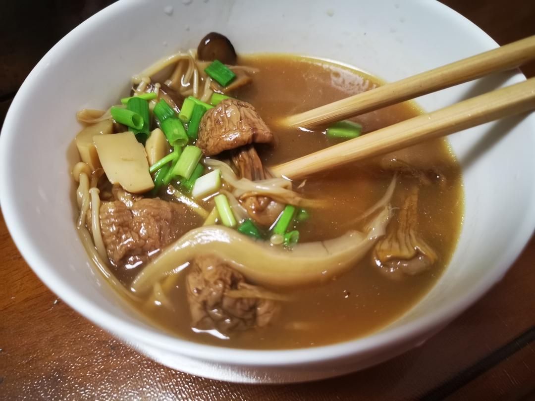 纯素菌汤