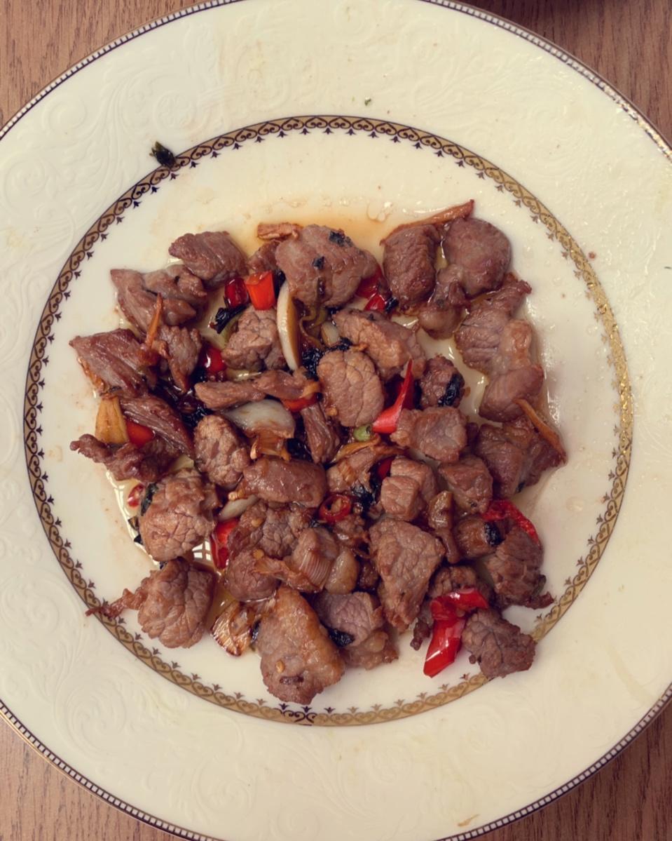 小炒牛肉（小白也可以做的超好吃！！）
