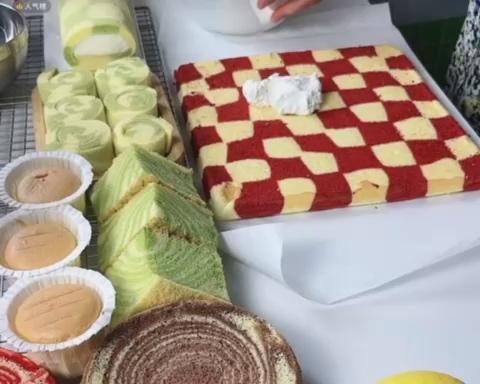 棋盘格子蛋糕卷的做法