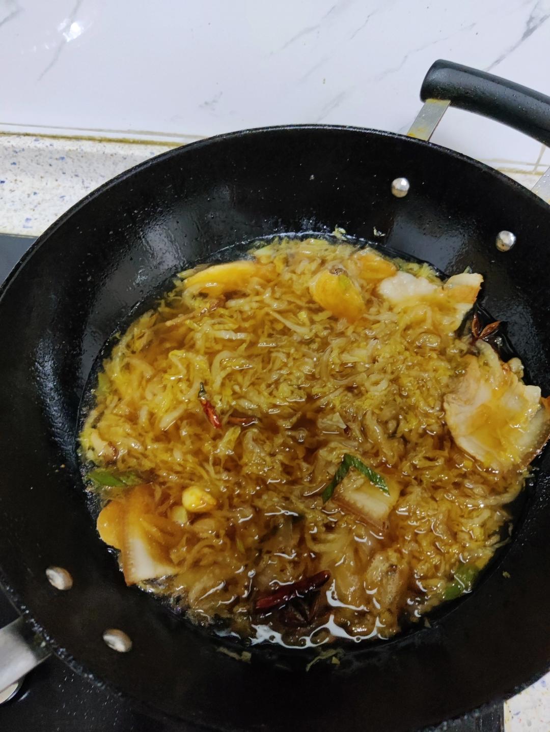 酸菜炖粉条（东北菜馆的味道）无敌好吃