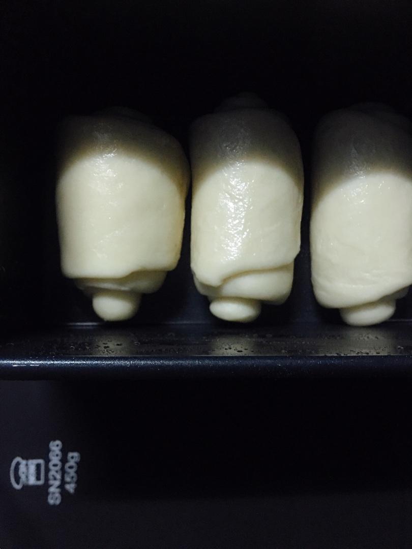 吐司，奶香手撕面包，超级香浓