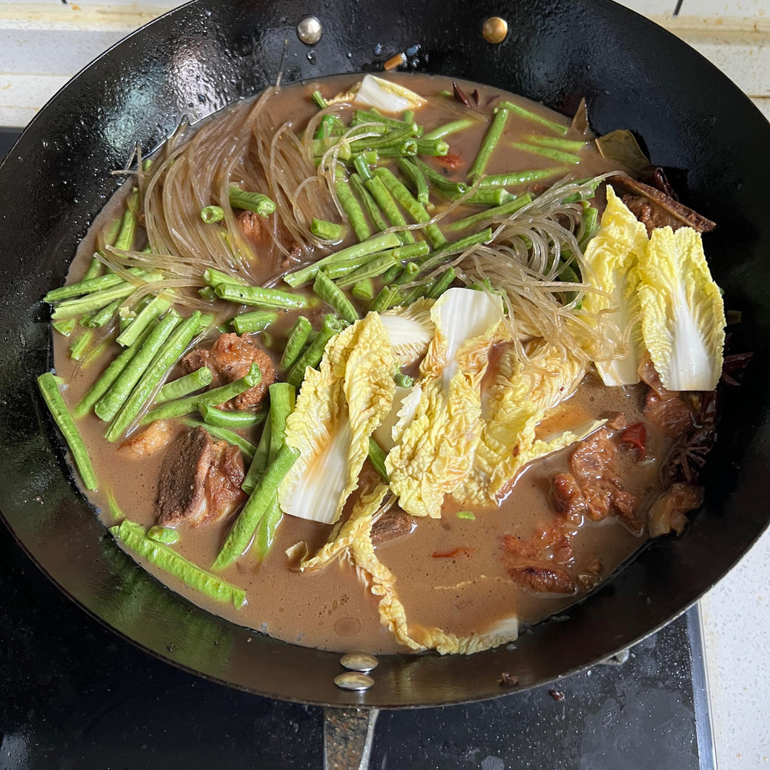 豆角粉条炖排骨