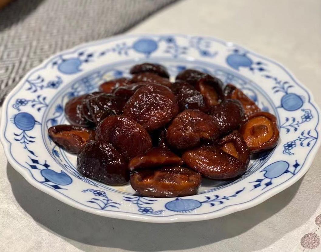 小美～红烧香菇的做法