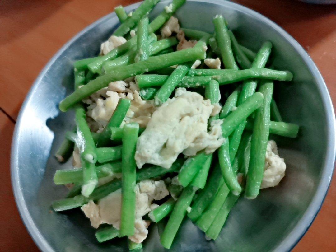 豆角炒鸡蛋