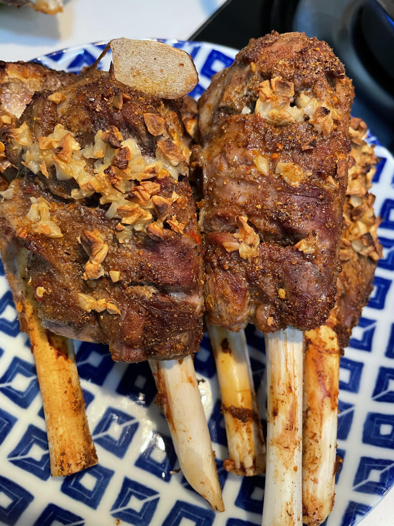 外焦里嫩烤羊腿，在家也可以撸羊腿