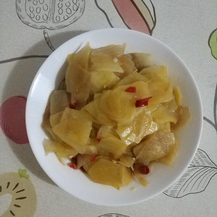 适合夏天的凉拌土豆 好吃又开胃~~